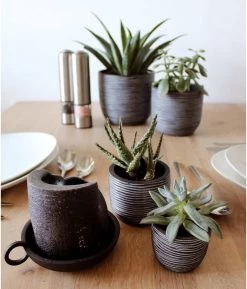 Capi Europe - Set Van 4 - Bloempot Binnen - Rib Antraciet 13 Capi Europe - Set Van 4 - Bloempot Binnen - Rib Antraciet -Tuin Aanleg 1026x1200 3