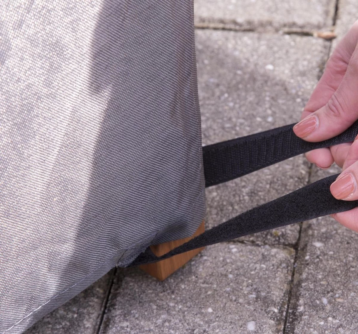 Weersbestendige Beschermhoes Loungeset / Tuinset (met Hoge Tafel) | 260 X 260 X 95 Cm | Premium | Waterproof | TÜV Rheinland Gecertificeerd | Hoes Voor Tuin | Waterdicht | Solution Dyed (verkleuring Onmogelijk) | Grijs / Antraciet 10 Weersbestendige Beschermhoes Loungeset / Tuinset (met Hoge Tafel) | 260 X 260 X 95 Cm | Premium | Waterproof | TÜV Rheinland Gecertificeerd | Hoes Voor Tuin | Waterdicht | Solution Dyed (verkleuring Onmogelijk) | Grijs / Antraciet - Afbeelding 8