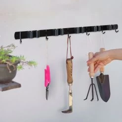 Bezem Ophangsysteem – Bezemhouder – Tuingereedschap – RVS – 5 Houders – 6 Haken - BAULK® 12 Bezem Ophangsysteem – Bezemhouder – Tuingereedschap – RVS – 5 Houders – 6 Haken - BAULK® -Tuin Aanleg 1200x1200 1457