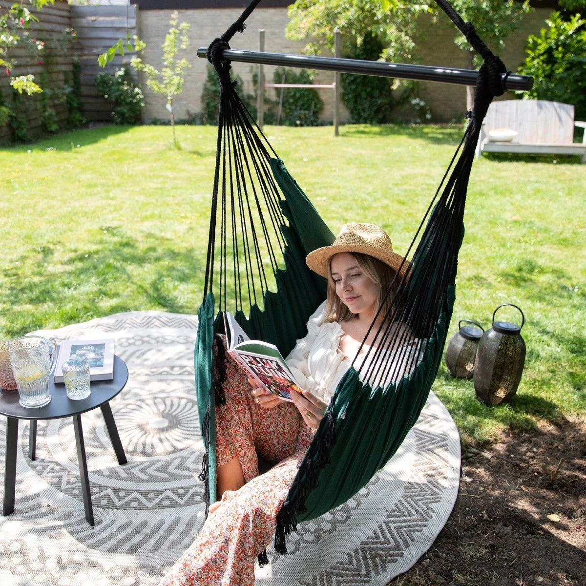 Vita5 XXL Hangstoel | Binnen&Buiten Hangnest | Incl. 2 Kussens En Boekenvak | Volwassenen&Kinderen | Hangmatstoel Tot 225kg | Donkergroen 13 Vita5 XXL Hangstoel | Binnen&Buiten Hangnest | Incl. 2 Kussens En Boekenvak | Volwassenen&Kinderen | Hangmatstoel Tot 225kg | Donkergroen - Afbeelding 11