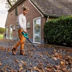 VONROC Accu Bladblazer – VPower 20V – 2 Standen – Max. Blaassnelheid 190km/u – Incl. 4.0Ah Accu En Sneloplader 10 VONROC Accu Bladblazer – VPower 20V – 2 Standen – Max. Blaassnelheid 190km/u – Incl. 4.0Ah Accu En Sneloplader -Tuin Aanleg 1200x1200 972