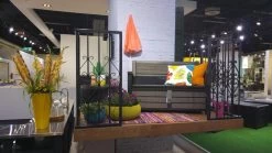 Keter - Hudson Bench Box - 2-zits Bank - Opbergbox - Hout Look & Feel - 227L - 138x63x89cm - Antraciet -Tuin Aanleg 1200x674