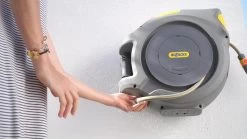 Hozelock AutoReel Slangenhouder / Wandslangbox 20m - Ø12,5mm 28 Hozelock AutoReel Slangenhouder / Wandslangbox 20m - Ø12,5mm -Tuin Aanleg 1200x675 62