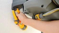 Hozelock AutoReel Slangenhouder / Wandslangbox 20m - Ø12,5mm 34 Hozelock AutoReel Slangenhouder / Wandslangbox 20m - Ø12,5mm -Tuin Aanleg 1200x675 64