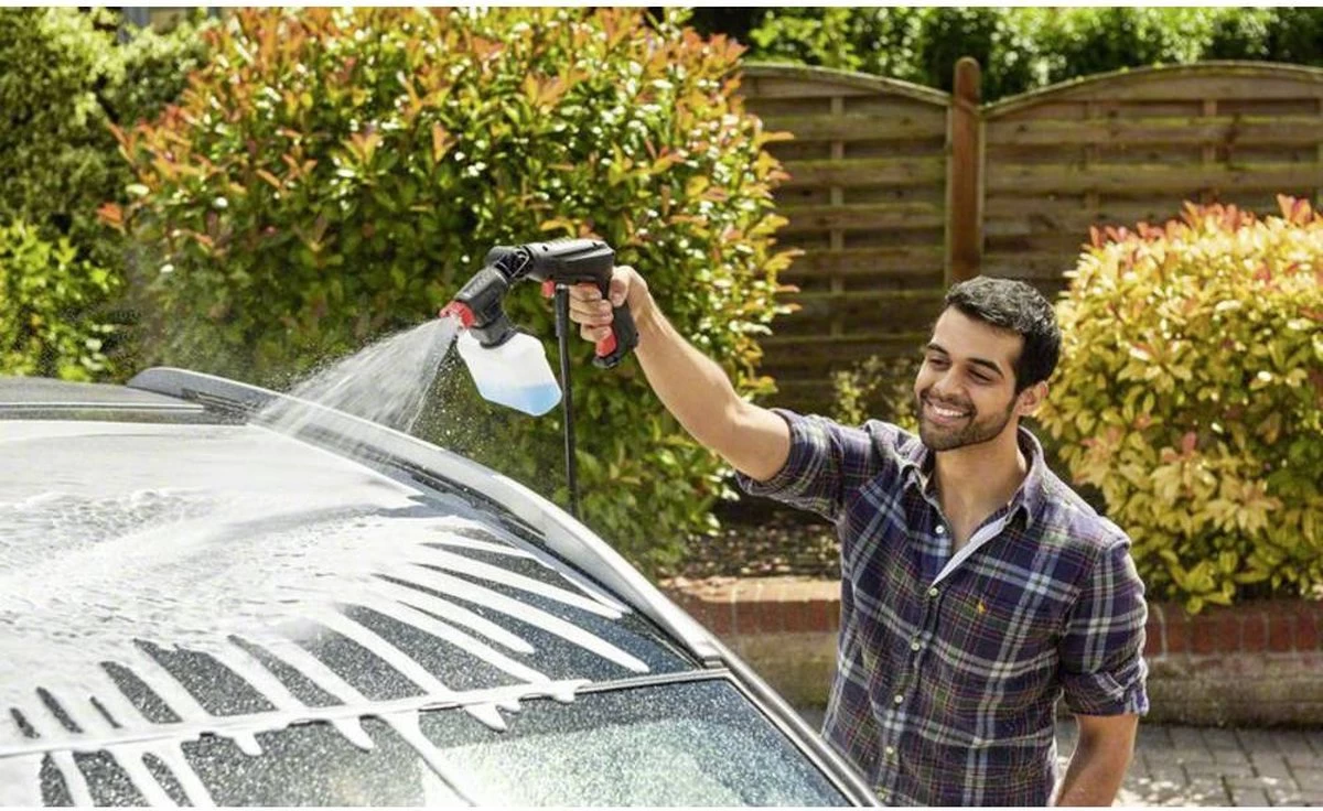 Bosch EasyAquatak 100 Hogedrukreiniger - Op Snoer - 1200 W - 100 Bar 12 Bosch EasyAquatak 100 Hogedrukreiniger - Op Snoer - 1200 W - 100 Bar - Afbeelding 10