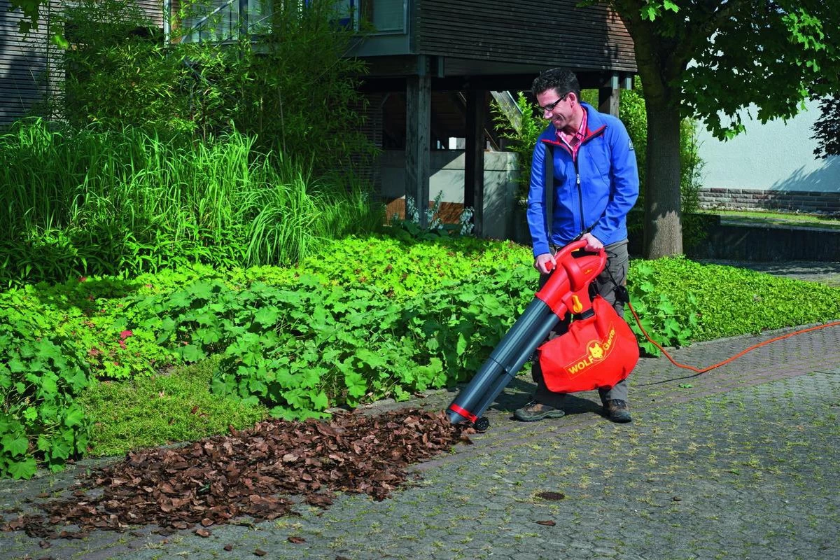 WOLF-Garten Elektrische Bladblazer LBV 2600 E - Motor 2600 Watt - Opvangzak 50 Liter - Reductie Ratio 10:1 11 WOLF-Garten Elektrische Bladblazer LBV 2600 E - Motor 2600 Watt - Opvangzak 50 Liter - Reductie Ratio 10:1 - Afbeelding 9