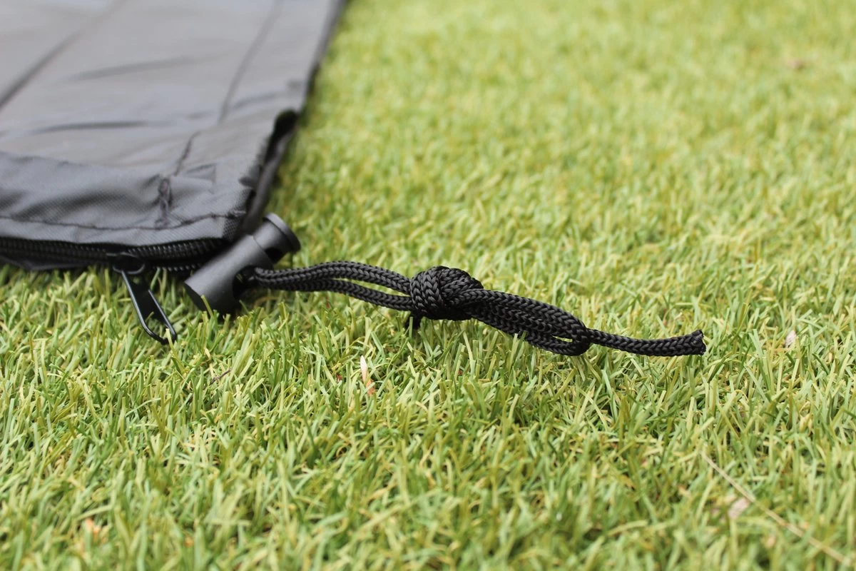 Luxe Parasolhoes Met Rits En Stok Voor Zweefparasol | 265 X 70 Cm | Waterdicht | Rits En Stok | Geschikt Voor Parasol Van 300 Cm | Zwart 4 Luxe Parasolhoes Met Rits En Stok Voor Zweefparasol | 265 X 70 Cm | Waterdicht | Rits En Stok | Geschikt Voor Parasol Van 300 Cm | Zwart - Afbeelding 2