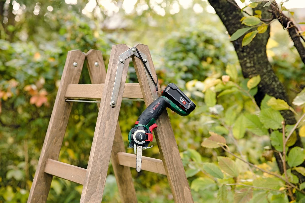 Bosch Advancedcut 18 Minikettingzaag - Zonder 18 V Accu En Lader 10 Bosch Advancedcut 18 Minikettingzaag - Zonder 18 V Accu En Lader - Afbeelding 8