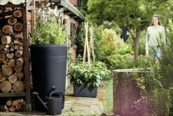 Elho Green Basics Regenton - Regenton - Living Black - Buiten - 200 Liter 28 Elho Green Basics Regenton - Regenton - Living Black - Buiten - 200 Liter -Tuin Aanleg 1200x800 537