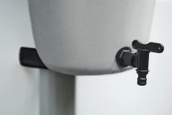 Elho Green Basics Rain Catcher 33 - Regenton Voor Balkonbuiten - Ø 33.5 X H 73.5 Cm - Grijs/Living Concrete 17 Elho Green Basics Rain Catcher 33 - Regenton Voor Balkonbuiten - Ø 33.5 X H 73.5 Cm - Grijs/Living Concrete -Tuin Aanleg 1200x800 539