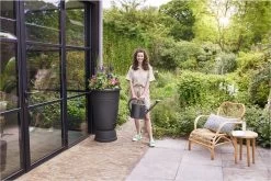 Elho Green Basics Regenton Plus 105 - Regenton Voor Kweken En Oogsten - Ø 58.4 X H 80.4 Cm - Zwart/Living Black 10 Elho Green Basics Regenton Plus 105 - Regenton Voor Kweken En Oogsten - Ø 58.4 X H 80.4 Cm - Zwart/Living Black -Tuin Aanleg 1200x801 25