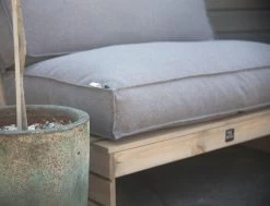 2L Home & Garden Rugkussen Metro Lounge Grijs - 120 X 40cm -Tuin Aanleg 1200x920 1