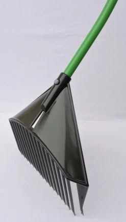 Golden Gark Multihark - Voor Harken, Scheppen En Zeven - Per Stuk – Groen -Tuin Aanleg 684x1200 2