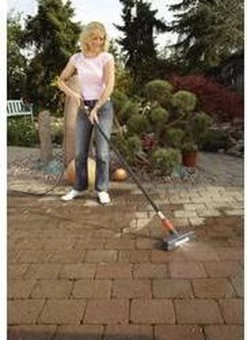 GARDENA Cleansystem Comfort Schrobber - Reinigen Van Paden - Terras - Oprit -Tuin Aanleg 873x1200 1